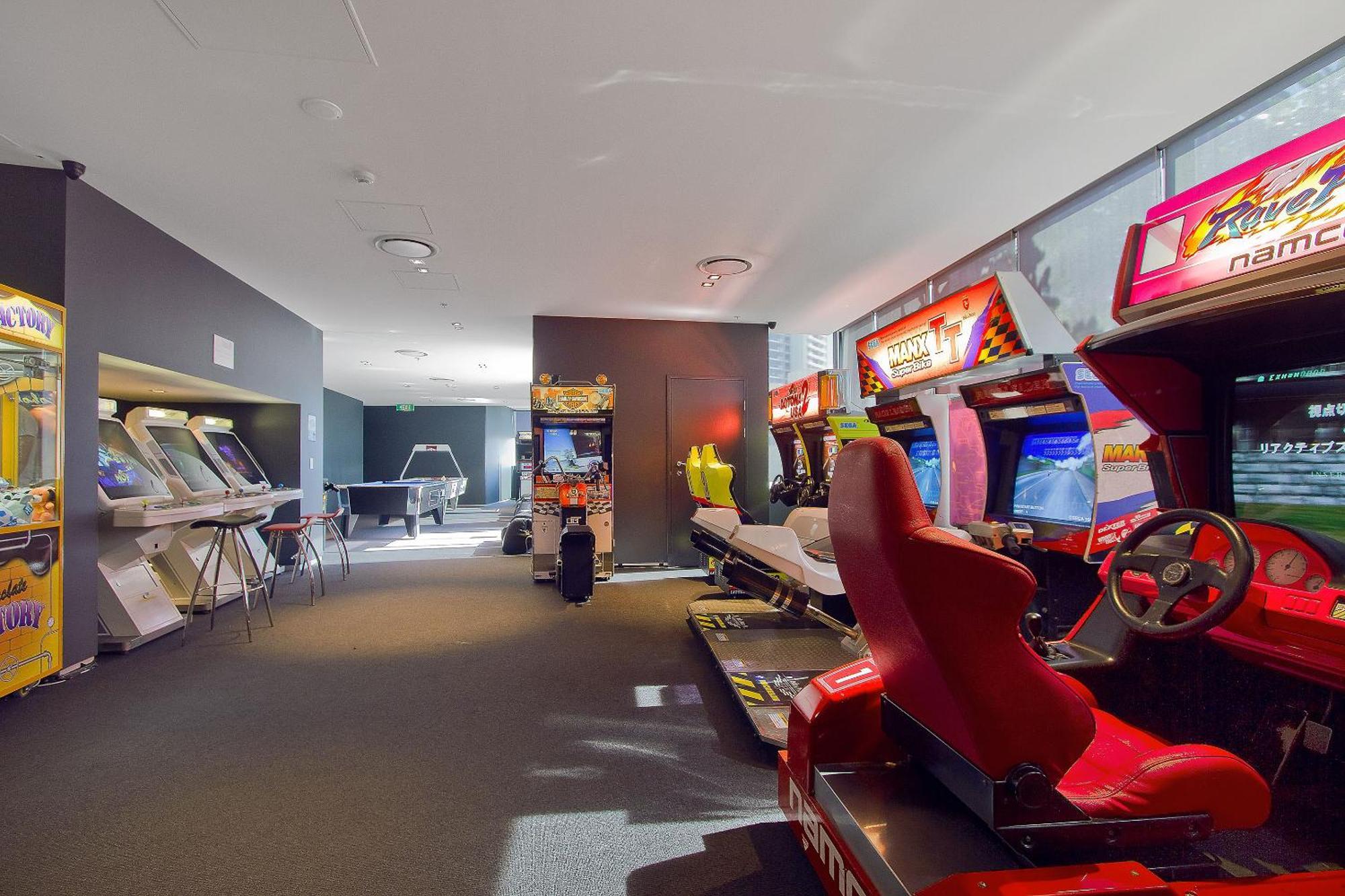 Circle On Cavill Surfers Paradise Mid Week Madness Deal - Q Stay 골드코스트 외부 사진