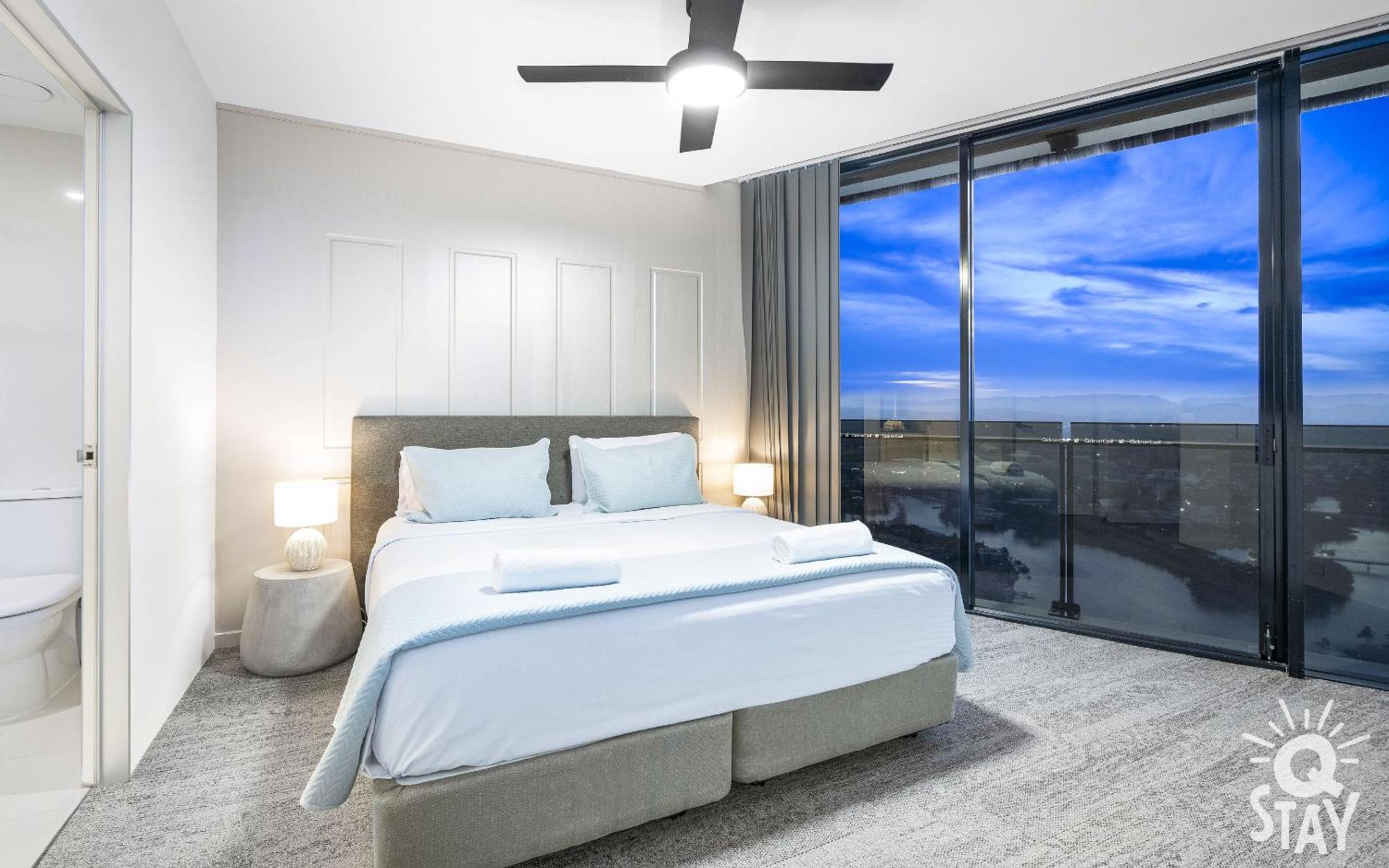 Circle On Cavill Surfers Paradise Mid Week Madness Deal - Q Stay 골드코스트 외부 사진