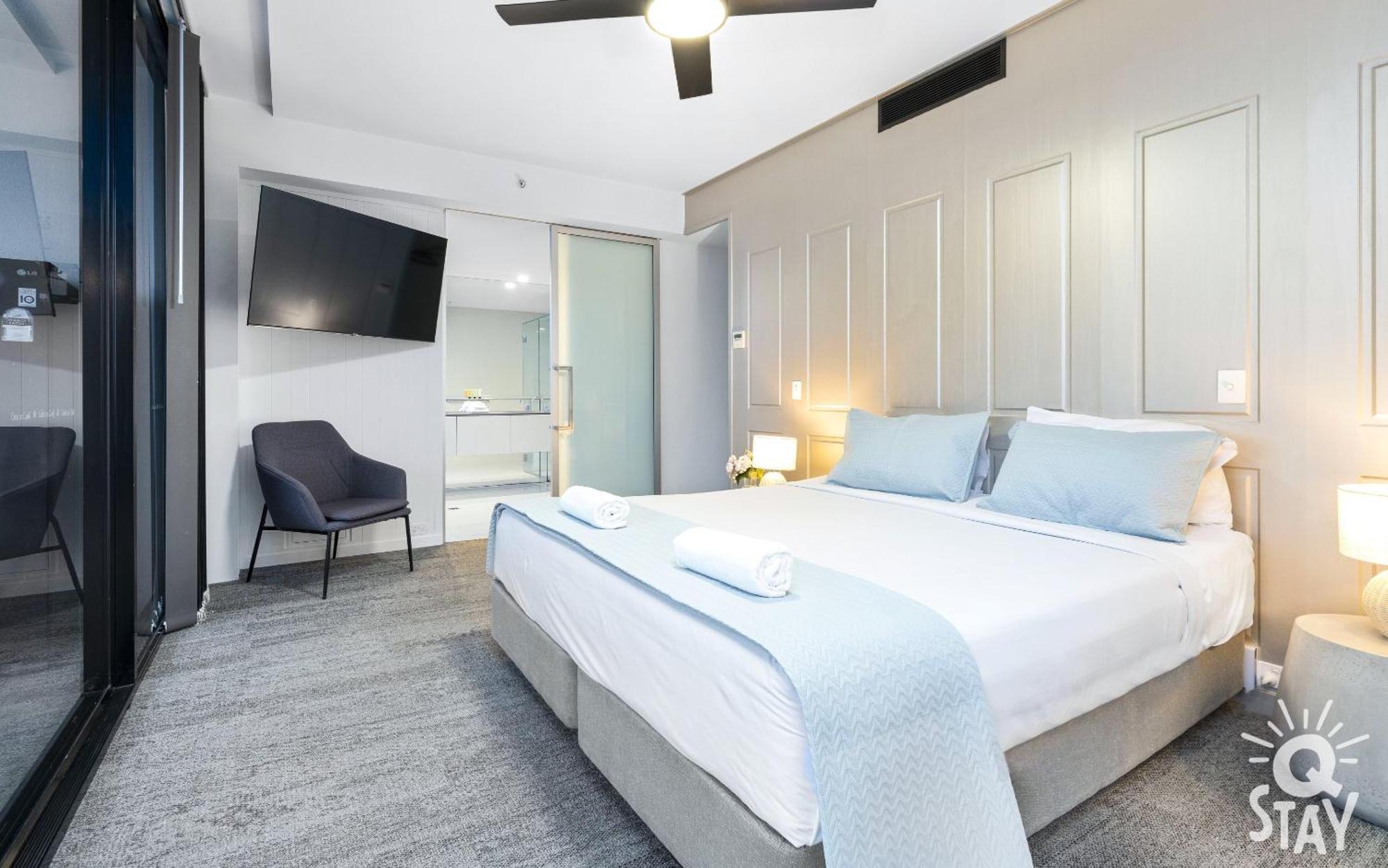 Circle On Cavill Surfers Paradise Mid Week Madness Deal - Q Stay 골드코스트 외부 사진