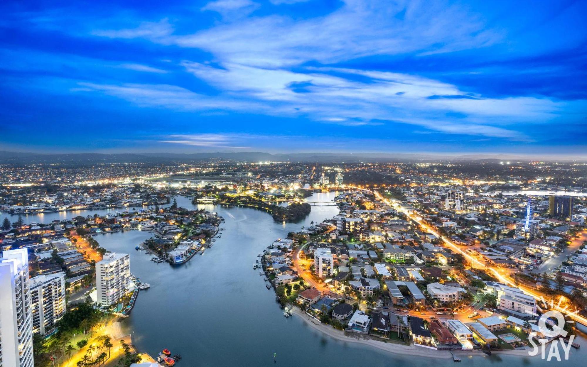 Circle On Cavill Surfers Paradise Mid Week Madness Deal - Q Stay 골드코스트 외부 사진