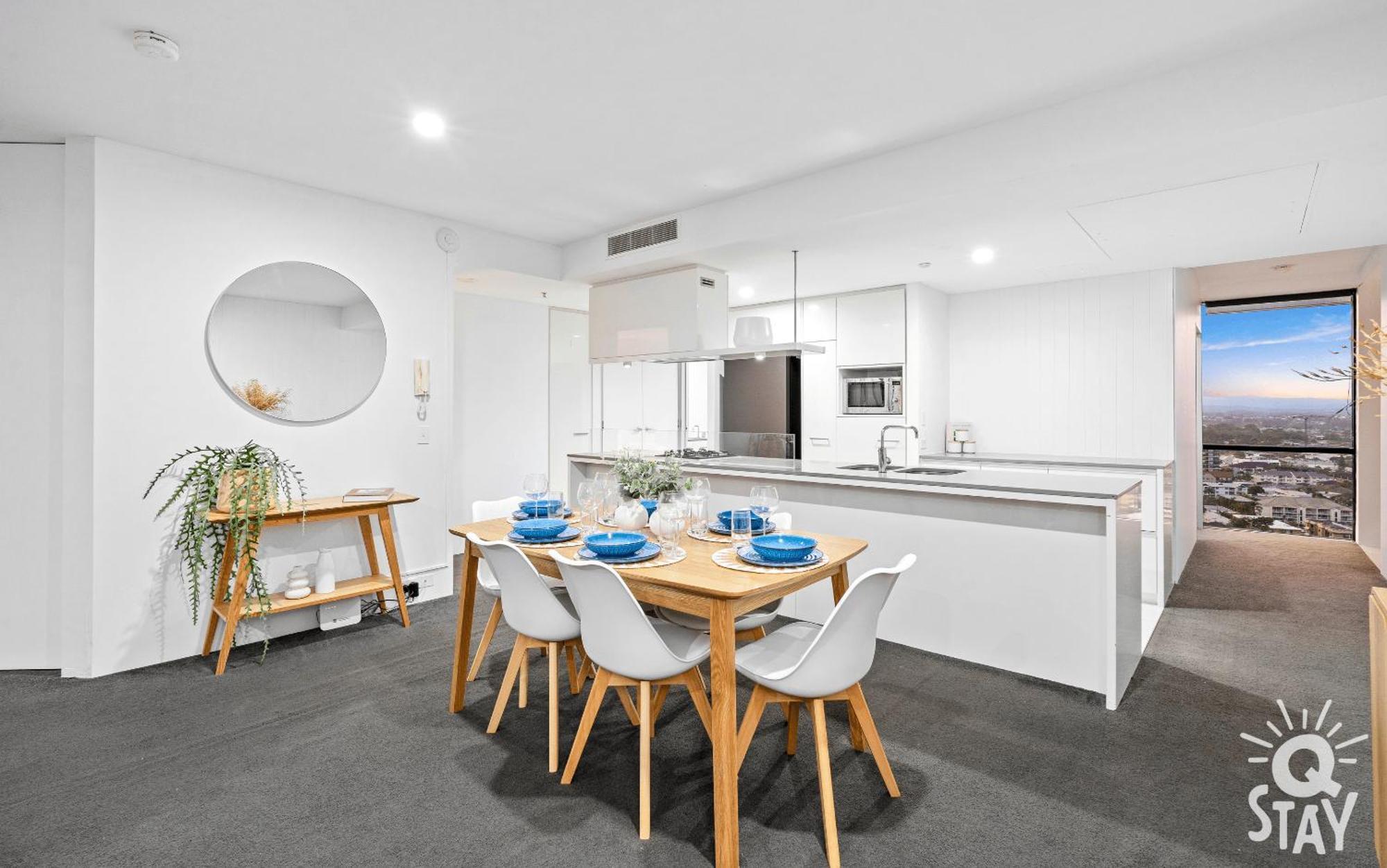 Circle On Cavill Surfers Paradise Mid Week Madness Deal - Q Stay 골드코스트 외부 사진