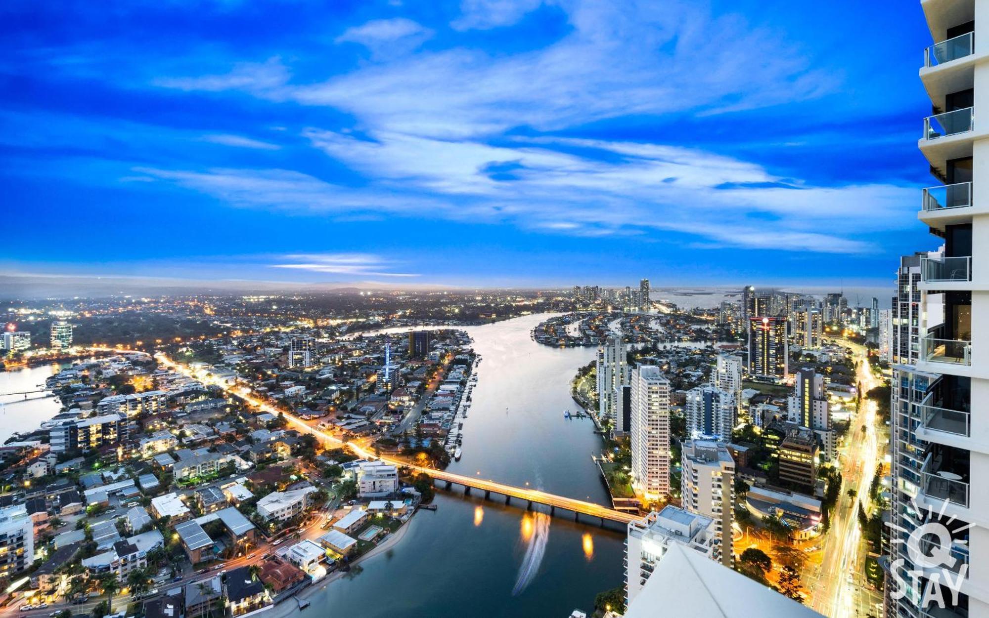 Circle On Cavill Surfers Paradise Mid Week Madness Deal - Q Stay 골드코스트 외부 사진